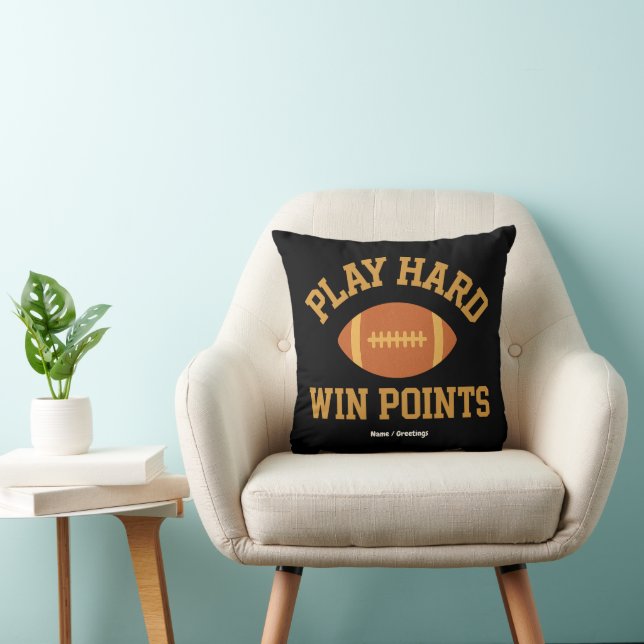 Play Hard, Win Points  Retro Game Day Sports  Kussen (Stoel)