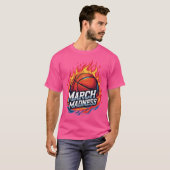 Playera Basketball en Llamas March Madness T-shirt (Voorkant volledig)