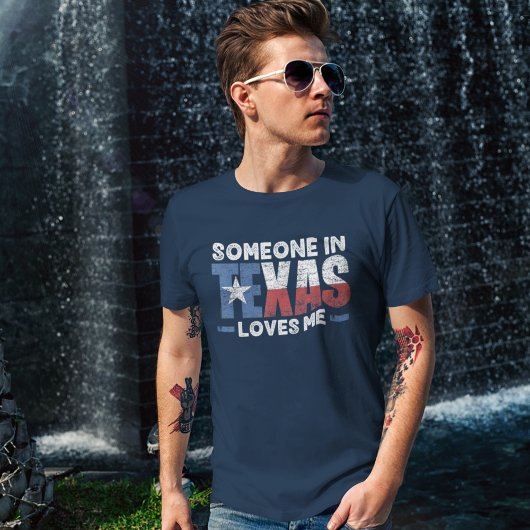 Playera Funny Someone in Texas Loves Me Travel Tex T-shirt