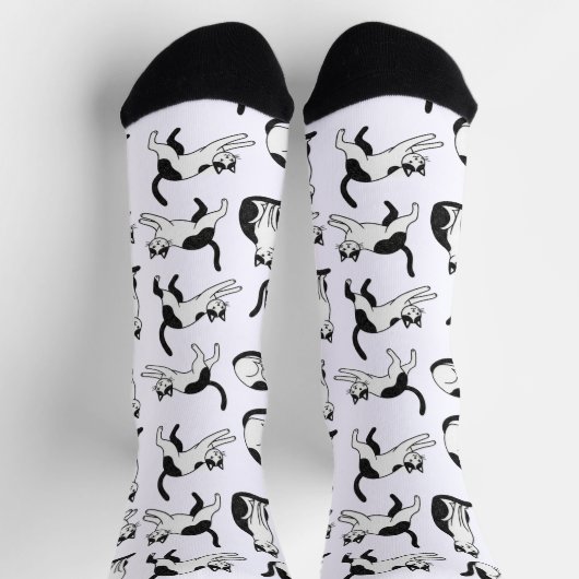 Playful Black and White Tuxedo Cat Pattern Socks Sokken (Top)