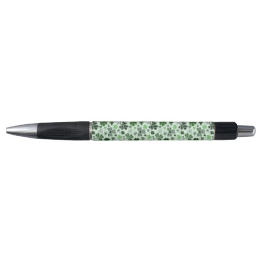 Playful Light Green Shamrock Hearts Pattern Celtic Pen (Voorkant)