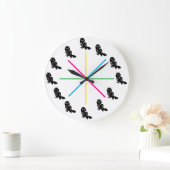 Playful Owl Wall Clock – Rainbow Stripes Grote Klok (Huis)
