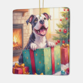 Playful Pitbull Opening Christmas Gifts Holiday Keramisch Ornament (Links)
