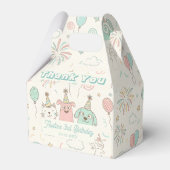 Playful Sweet and Three Kids Birthday Favor Box Bedankdoosjes (Voorkant Zijde)