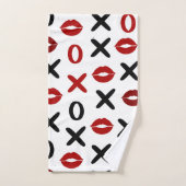 Playful XO & Red Lips Modern Love Pattern Bad Handdoek (Handdoek)