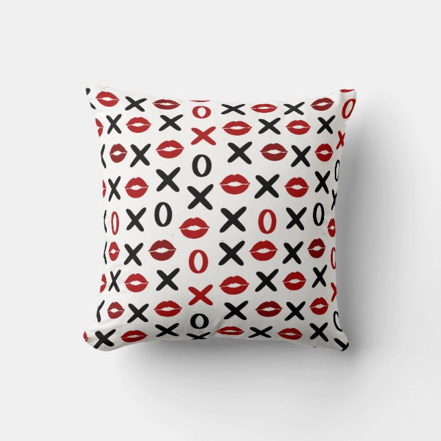 Playful XO & Red Lips – Modern Love Pattern Kussen (Voorkant)