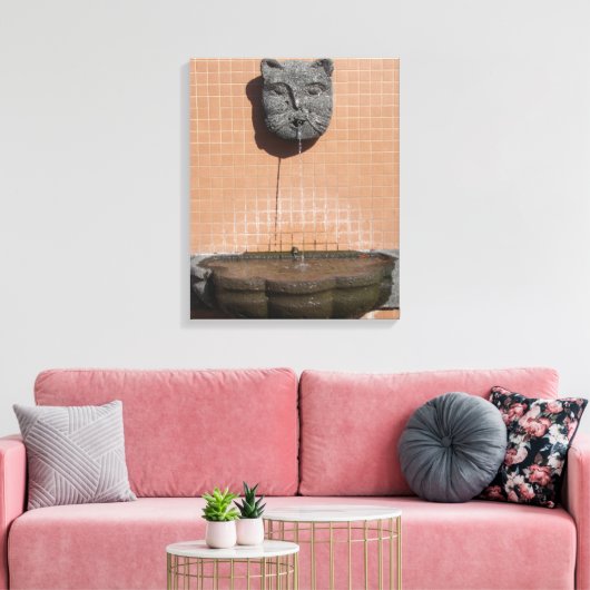 Plaza Cat Fountain Canvas Afdruk (Insitu (Woonkamer))