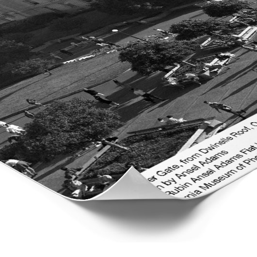 Plaza, Sather Gate uit Dwinelle Roof, 1966 Poster (Hoek)