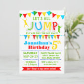 Plechtige verjaardag trampoline springfeest kaart (Staand voorkant)