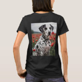 **"Plekken van vreugde: Dalmatiër in een rood papa T-shirt (Achterkant)