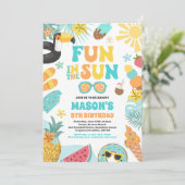 Plezier in de zon tropisch strand verjaardagsfeest kaart (Staand voorkant)