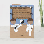 Plezier Je bent A-Maze-ing Bruin Jongens Karate Ve Kaart (Achterkant)