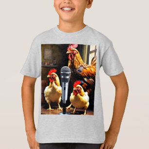 Pluimvee in vergadering – Kippen met microfoon en T-shirt