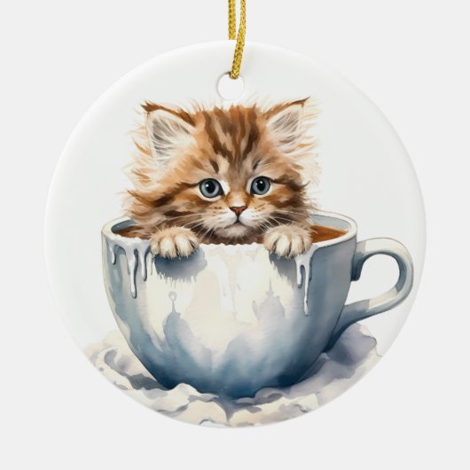 PLUIZIG TABBY KITTEN IN EEN THEEKOPJE KERAMISCH ORNAMENT (Voorkant)