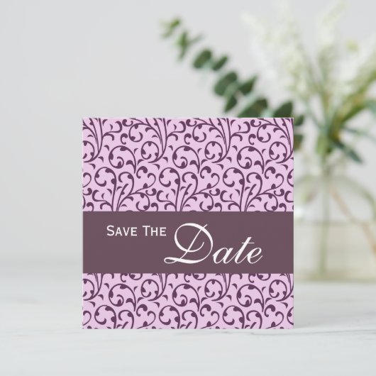 Plum and Lila Swirl Monogram Weddenschap Save The Date (Staand voorkant)