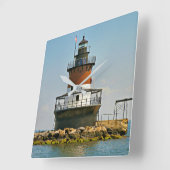 Plum Beach Lighthouse, Rhode Island Wall Clock Vierkante Klok (Hoek)