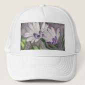 Plum daisy bloemen trucker pet (Voorkant)