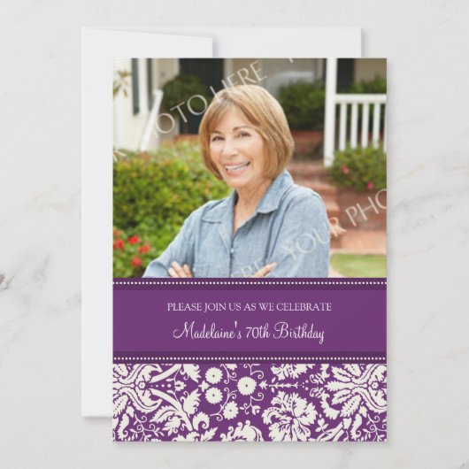 Plum Damask Foto 70th Birthday Party Invitations Kaart (Voorkant)