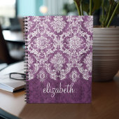 Plum  Damask Pattern en Name Notitieboek