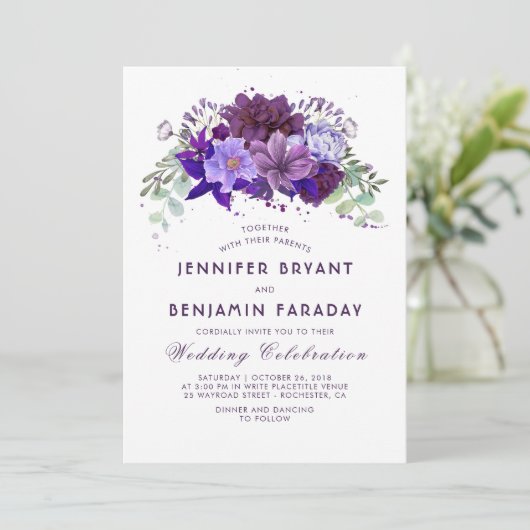 Plum en Violet Bloemen Paarse Elegante Huwelijk Kaart (Staand voorkant)
