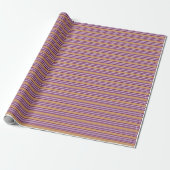 Plum en white vijf strepen patroon met tint cadeaupapier (Uitgerold)