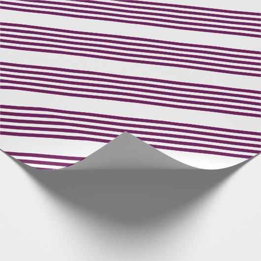 Plum en white vijf stripe patroon cadeaupapier (Hoek)