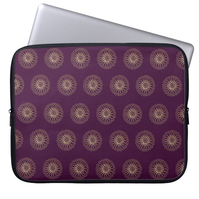 Plum | Golden Zinnia Flower Medallions Laptop Sleeve (Voorkant)