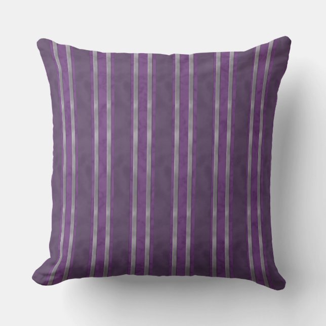 Plum Lavender Steel Stripes Kussen (Voorkant)