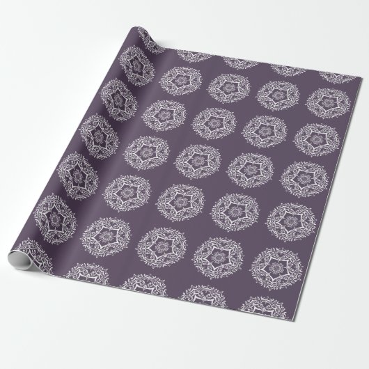 Plum Mandala Cadeaupapier (Uitgerold)