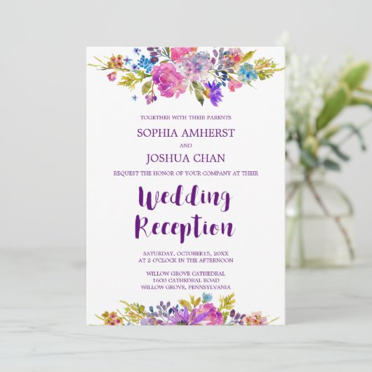 Plum Monogram Backing Wedding Reception Kaart (Staand voorkant)