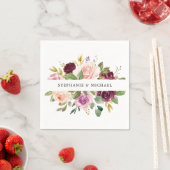 Plum Paars Blush Pink Botanical Floral Wedding Servet (Insitu)
