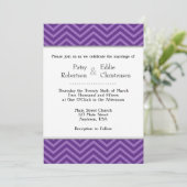 Plum Paars Chevron Wedding Invitations Kaart (Staand voorkant)