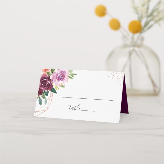 Plum Paars Floral Modern Roos Gold Wedding Plaatskaartje (Voorkant)