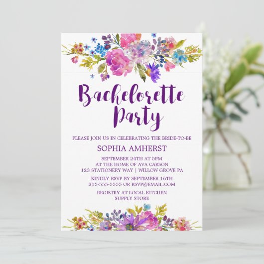 Plum Paars Garden Bachelorette Party Invitation Kaart (Staand voorkant)