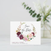 Plum paarse en perzik bloemensave the date briefkaart (Staand voorkant)