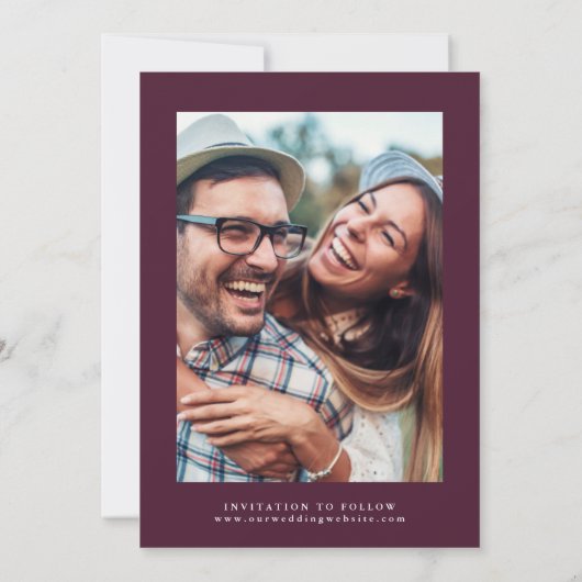 Plum Paarse & Indigo Blauw Elegante Bloemen Huweli Save The Date (Achterkant)