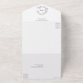 Plum Paarse Leafy Crest Monogram Weddenschap All In One Uitnodiging (Buitenkant)