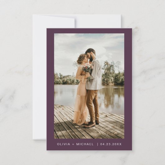 Plum Paarse minimalistische elegante foto bruiloft Kaart (Voorkant)