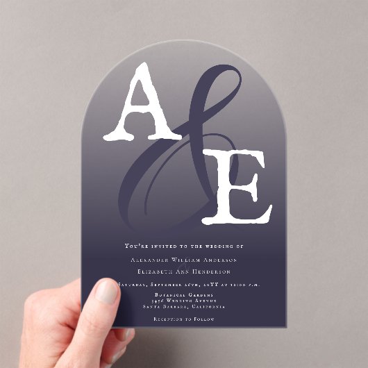 Plum Paarse minimalistische monogram bruiloft Acryl Uitnodigingen (Insitu (Draagbaar))