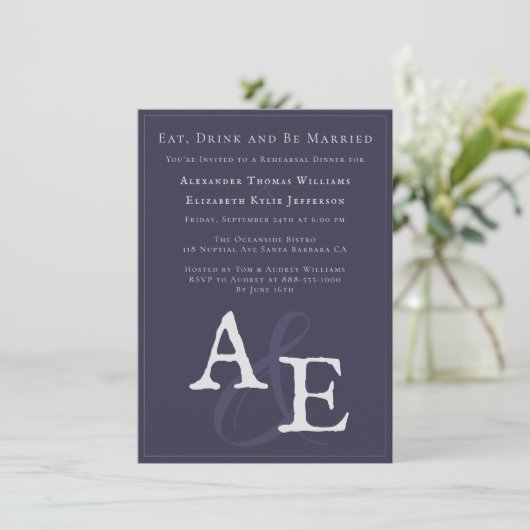 Plum Paarse minimalistische monogram Kaart (Staand voorkant)
