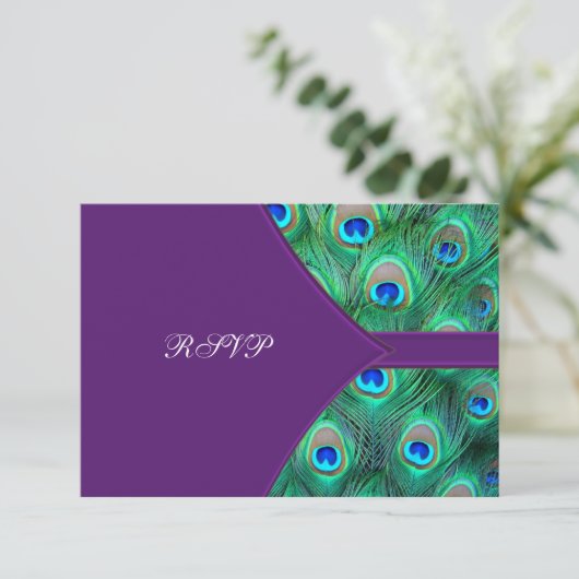 Plum Paarse Peacock Bruiloft RSVP (Staand voorkant)