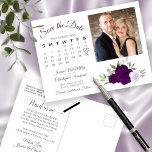 Plum Paarse Rozen Foto & Agenda sparen de Datum Aankondigingskaart<br><div class="desc">Deze trouwe bruiloft Save the Date briefkaart heeft een elegant bloemontwerp voor de waterverf met een boeket van prachtige handbeschilderde rozen en bloesems in tinten van stoffige paars, lavender en pruimen. De linkerkant van de kaart heeft een klantgerichte kalender met een hart rond uw trouwdatum, evenals ruimte voor uw namen,...</div>