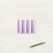 Plum paarse schaduwstrepen post-it® notes (Op bureau)
