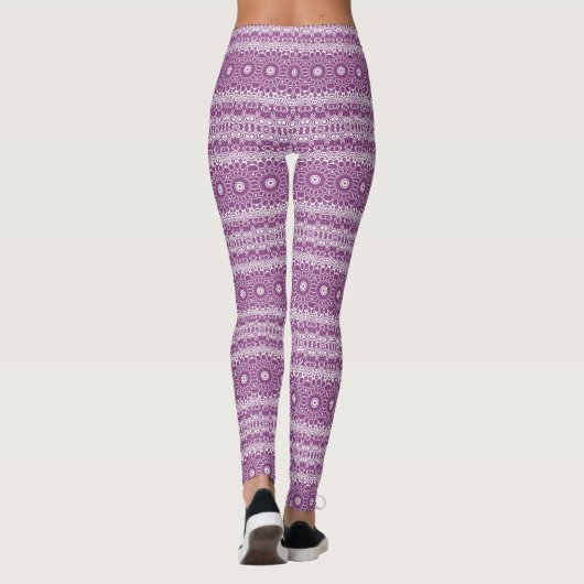 Plum Petal Mandala Symfonie Leggings (Achterkant)