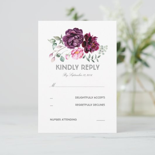 Plum Purple Flowers Waterverf Bruiloft RSVP Kaart (Staand voorkant)