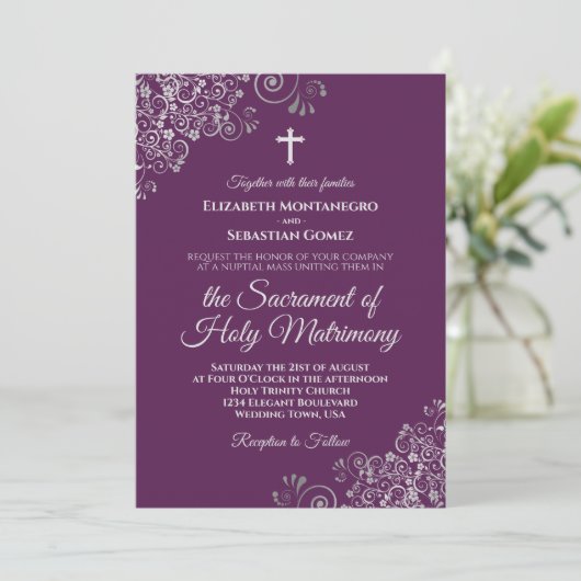 Plum Purple & Silver Chic Modern Catholic Wedding Kaart (Staand voorkant)