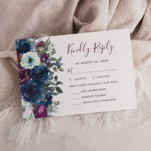Plum Waterverf Floral Navy Blue Wedding RSVP Kaartje