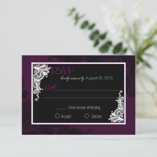 Plum White en Black Lace Elegant RSVP-kaart RSVP Kaartje (Staand voorkant)