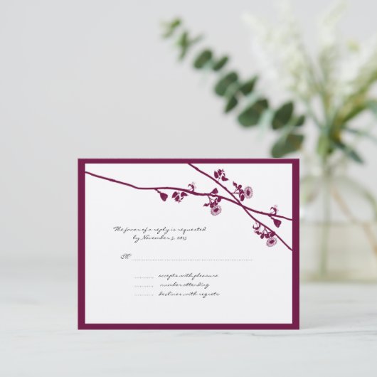 Plum Wild Flower Branches Wedding RSVP (Staand voorkant)