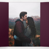 Plum Wood Country Lace Alles in een bruiloft Drieluik Uitnodiging (Binnenkant midden)